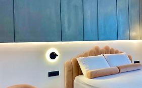 Tramonto Maisonettes & Suites